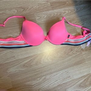 Pink push up wire bra